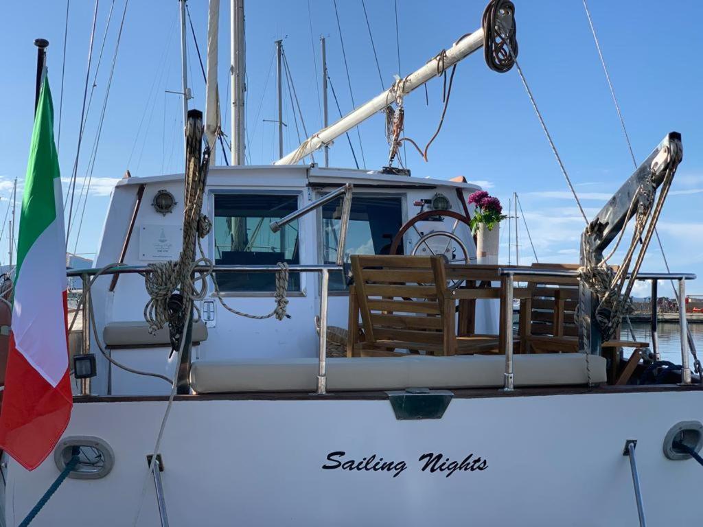 Hotel Sailing Nights Boat&Breakfast à Alghero Extérieur photo